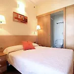 Felipe Ii Hotel 2*