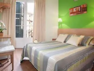 Felipe Ii Hostel *